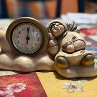 Orologio da tavolo con angelo dormiente Thun