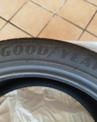 4 pneumatici estivi Goodyear Eagle F1