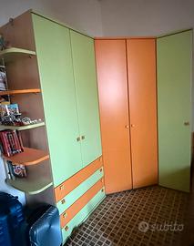 Cameretta color faggio, arancio e verde