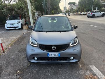 Smart ForTwo 1.0 71cv Coupe C. Automatico Navi mot