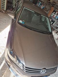 Volkswagen    Passat 16 tdi blue motion