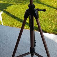 cavalletto trepiede per macchina fotografica