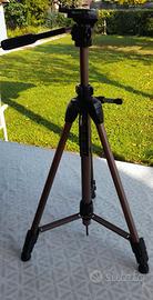 cavalletto trepiede per macchina fotografica