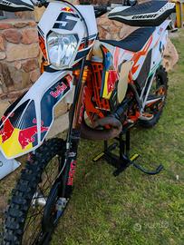 KTM 300 2T 