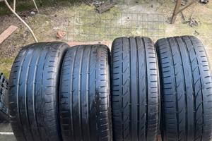 Gomme 225/40/18