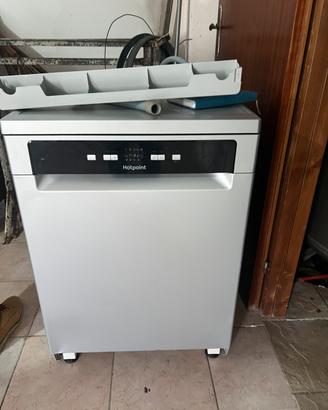 Lavastoviglie Hotpoint non da incasso