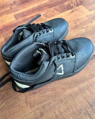 Scarpe MTB Leatt 3.0 Flat - Tg 38.5 Pari al nuovo