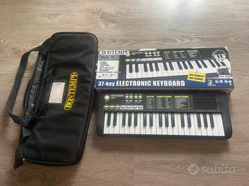 Pianola bontempi con cudtodia