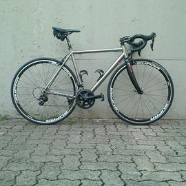 Bici Corsa TITANIO