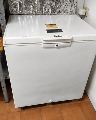 Congelatore a pozzetto Whirlpool WH2011 A+E