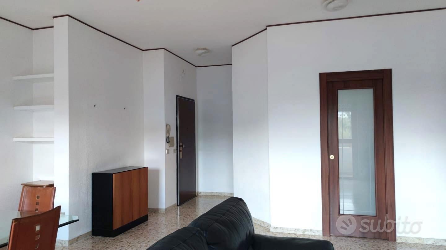 Apartment in Taranto, Quartiere Paolo VI - Vista 3