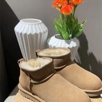 UGG Mini stivali maroon EU 39