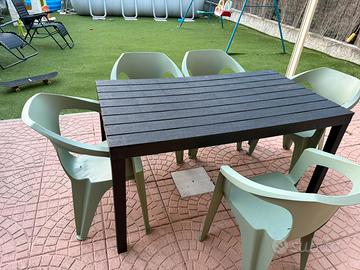 Tavolo da giardino con 5 sedie