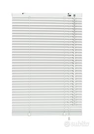 Stock di 25/30 tende Veneziane nuove