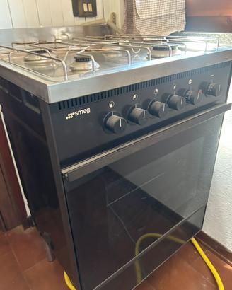 Cucina da incasso 4 fornelli e forno a gas