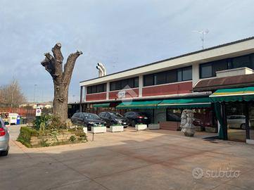 CAPANNONE A CASTIGLIONE DELLE STIVIERE