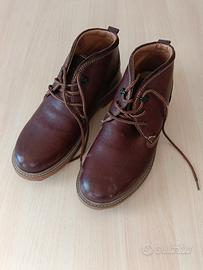 Scarpe e berretto 