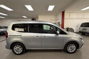 MERCEDES-BENZ T 160 d Premium