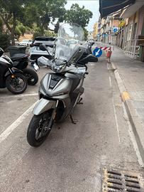 Voge 125 Sfida SR16
