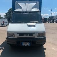 Iveco Daily 35.10 centinato con porte posteriori