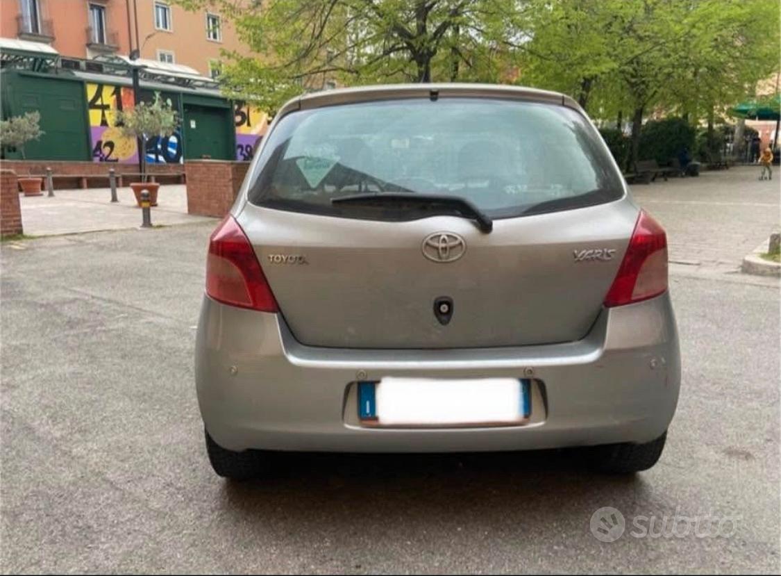 Toyota Yaris 2006 photo 4