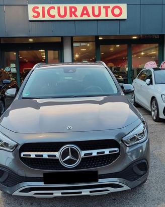 MERCEDES-BENZ GLA 180 d Automatic Style "LED" NA