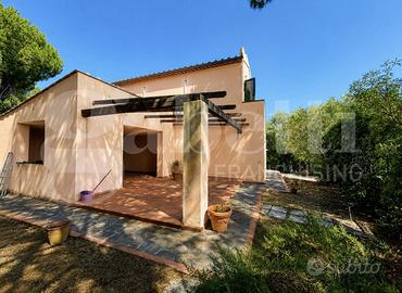 Casa Indipendente Campo nell'Elba