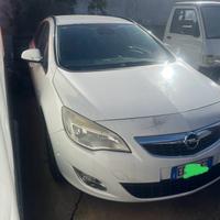 Opel Astra 1.7 Cdti Sorts Tourer Problemi Al Motor
