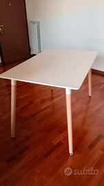 Tavolo da pranzo rettangolare bianco