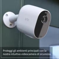 3 telecamere Arlo essential