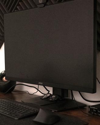 MSI MAG 272URDF