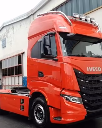 Iveco STRALIS S- WAY 570 TRATTORE SRADALE