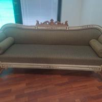 Divano classico d'epoca