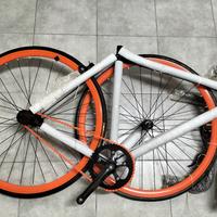 bicicletta a scatto fisso Be Click