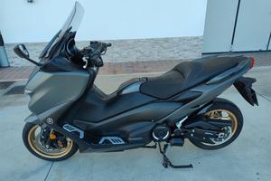 YAMAHA T MAX 560 TECH MAX