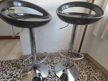 2 Sgabelli alti girevoli