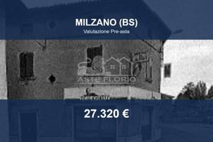 Immobile in asta di 32 m² con box auto doppio a Mi