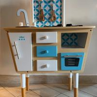 Cucina giocattolo marca Vilac con accessori 