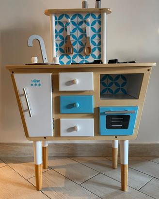 Cucina giocattolo marca Vilac con accessori 