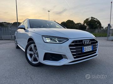 Audi A4 Avant 30 TDI/136 CV S tronic Business Adva
