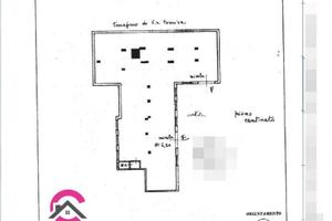 Garage 2 Ingressi di 386 mq zona Giuffrida/Sanzio