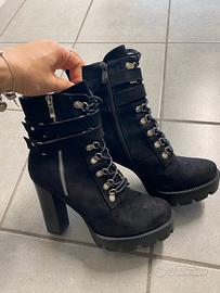 Stivaletto tronchetto