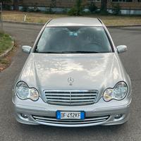Mercedes C 220 AVANTGARDE