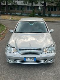 Mercedes C 220 AVANTGARDE