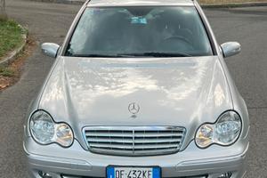 Mercedes C 220 AVANTGARDE