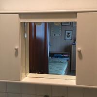 Armadietto-specchiera per bagno colore bianco
