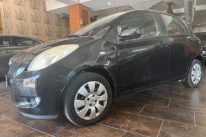 Toyota Yaris 1.0 5 porte Sol