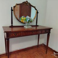 Specchiera in stile maggiolini