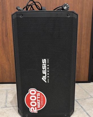Cassa amplificata Alesis 2000W