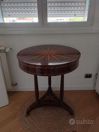 tavolino in legno lucido 1 anno di vita h.80 C.70